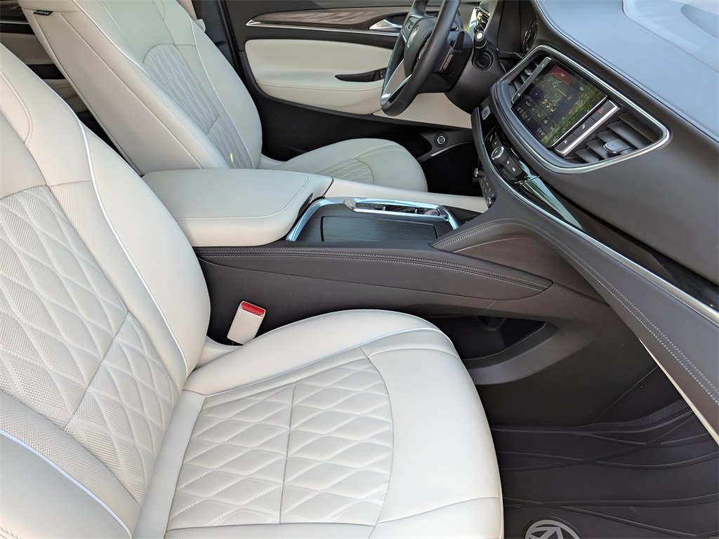 2023 Buick Enclave Avenir photo 27