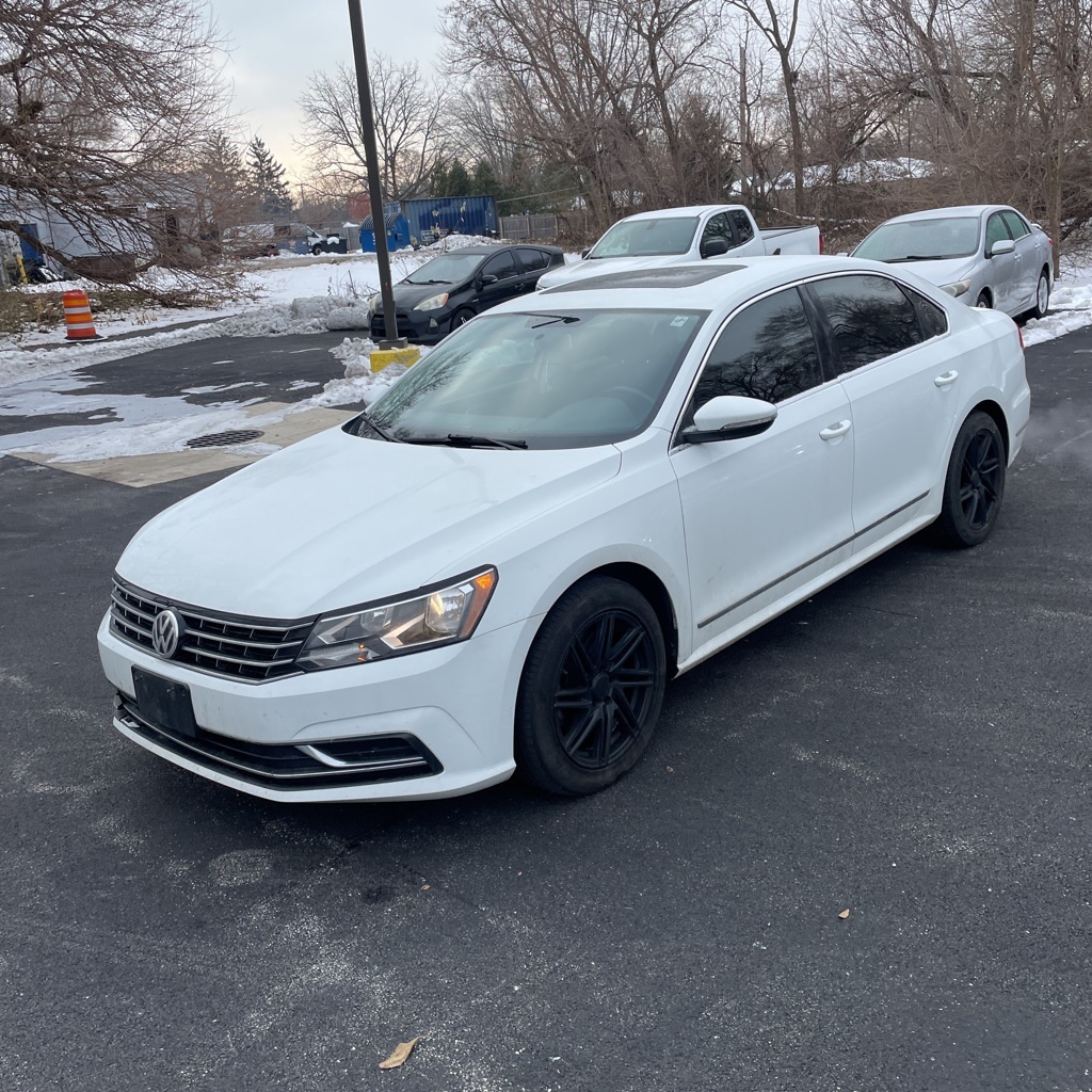 2016 Volkswagen Passat SE