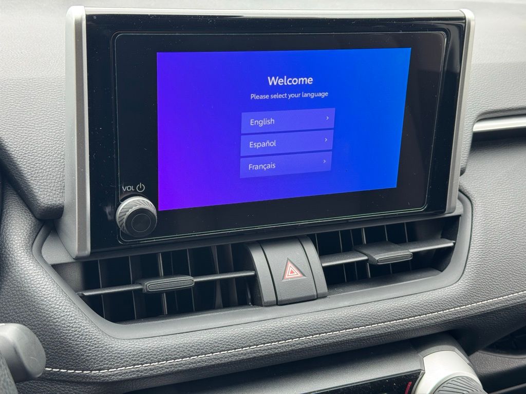 2024 Toyota RAV4 Hybrid LE photo 27