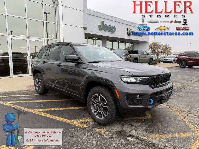 2023 Jeep Grand Cherokee Trailhawk 4xe's photo