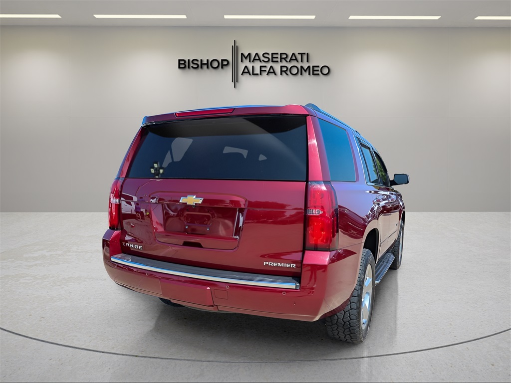 2019 Chevrolet Tahoe Premier photo 2