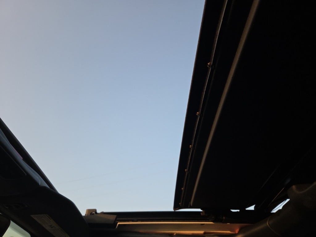 2022 Jeep Wrangler Unlimited Sahara photo 27