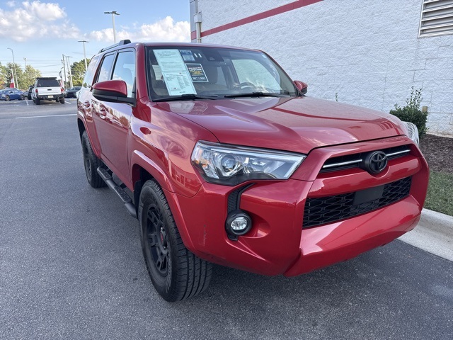 2023 Toyota 4Runner SR5's photo