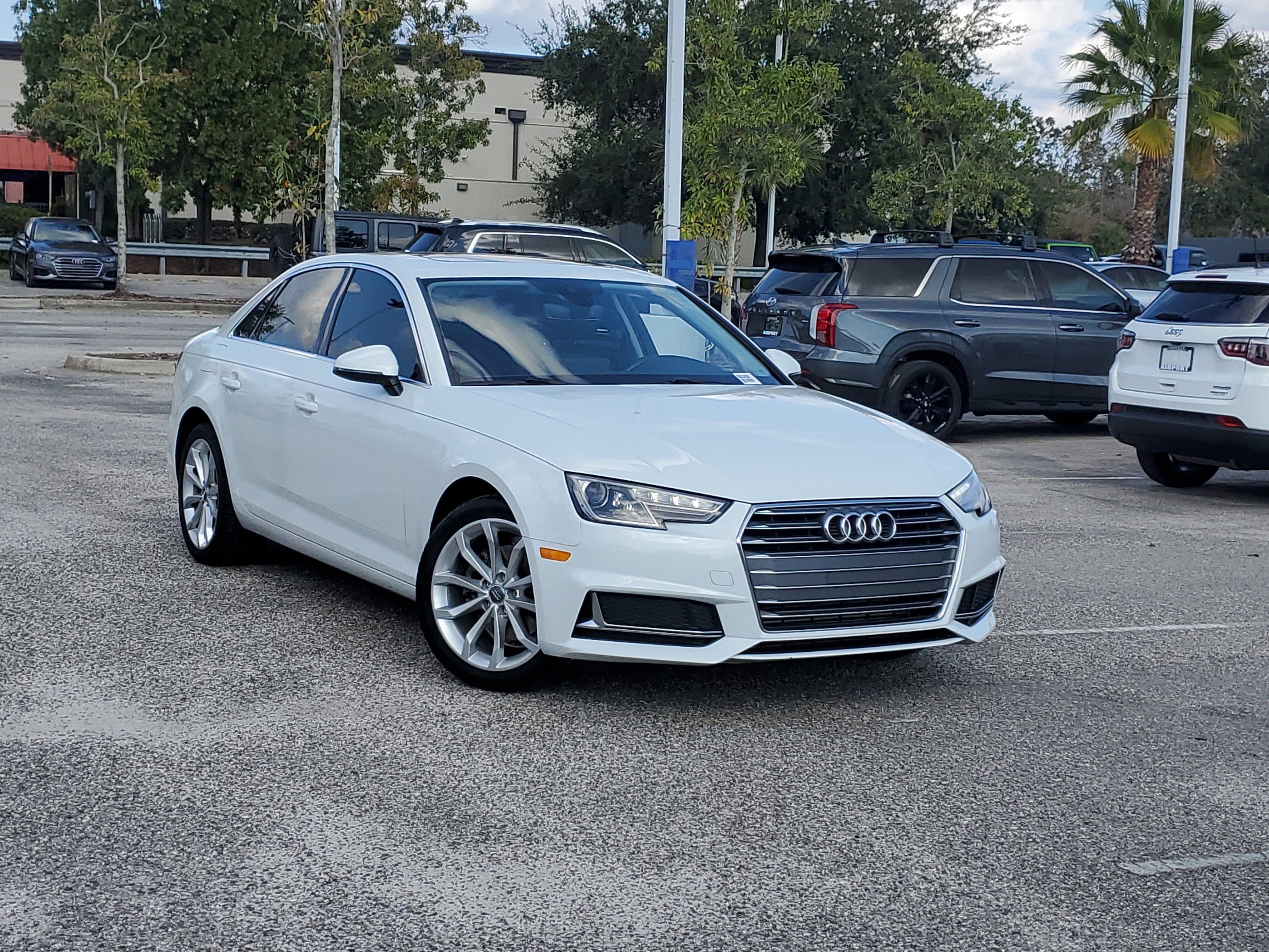 2019 Audi A4 Premium's photo