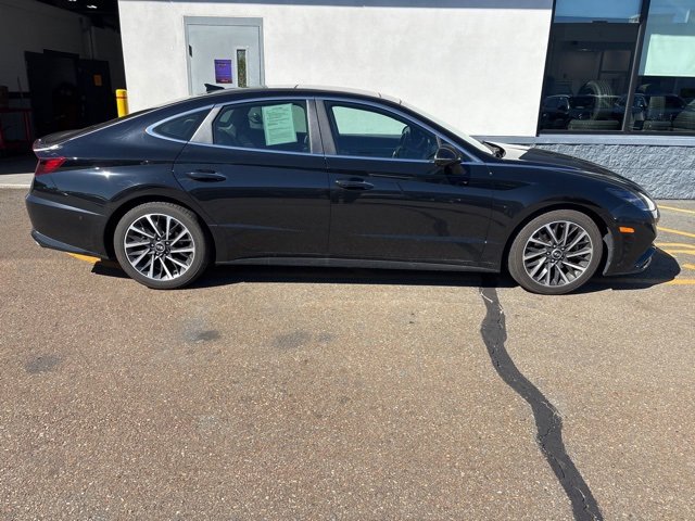 2023 Hyundai Sonata Limited photo 4