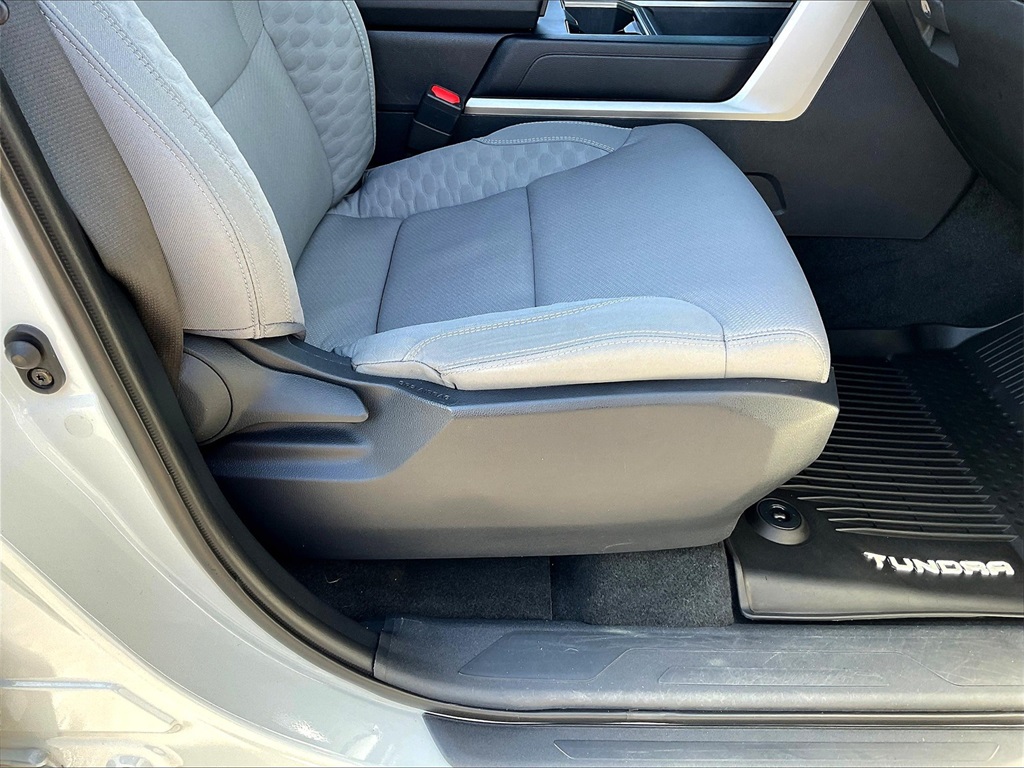 2023 Toyota Tundra SR5 photo 31