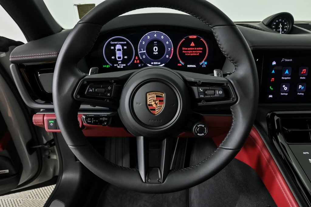 2025 Porsche Panamera Base photo 9