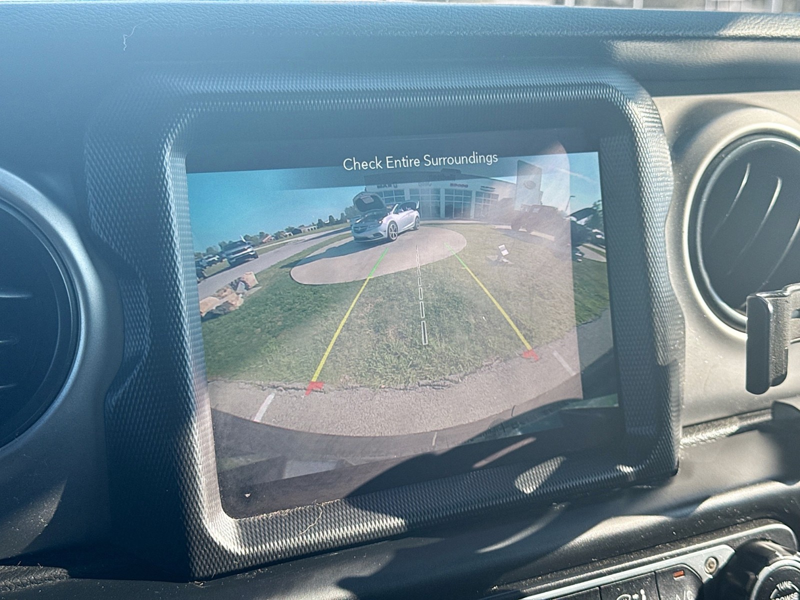 2021 Jeep Wrangler Unlimited Anniversary Edition photo 11