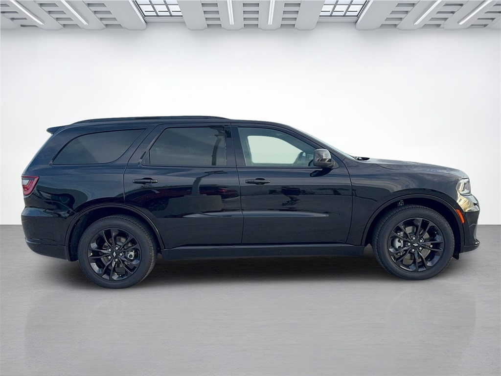 2026 Dodge Durango GT photo 2