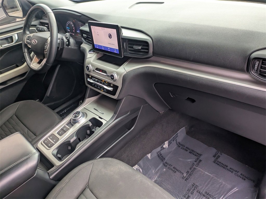 2020 Ford Explorer XLT photo 33