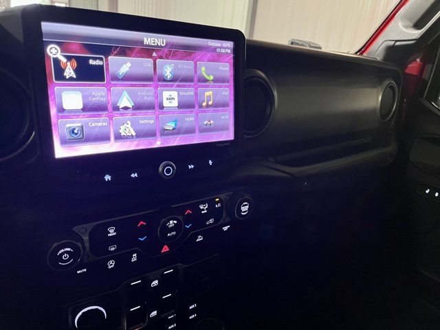 2021 Jeep Gladiator Sport photo 12