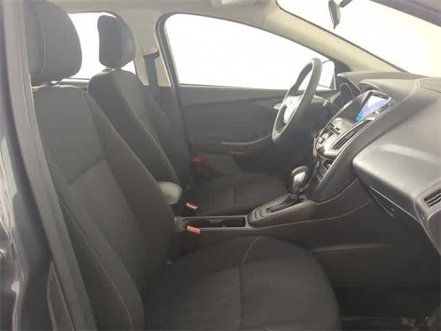 2018 Ford Focus SEL photo 13