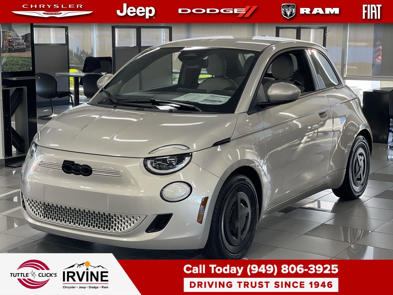 2025 FIAT 500e Base