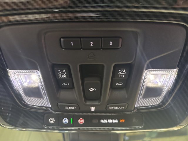 2022 Chevrolet Silverado 1500 High Country photo 14