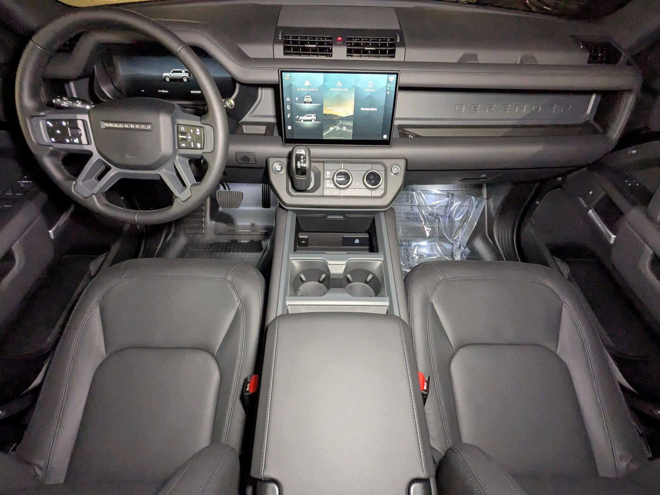 2025 Land Rover Defender 110 S photo 15