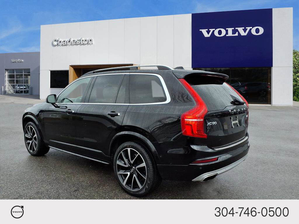 2019 Volvo XC90 Momentum photo 4