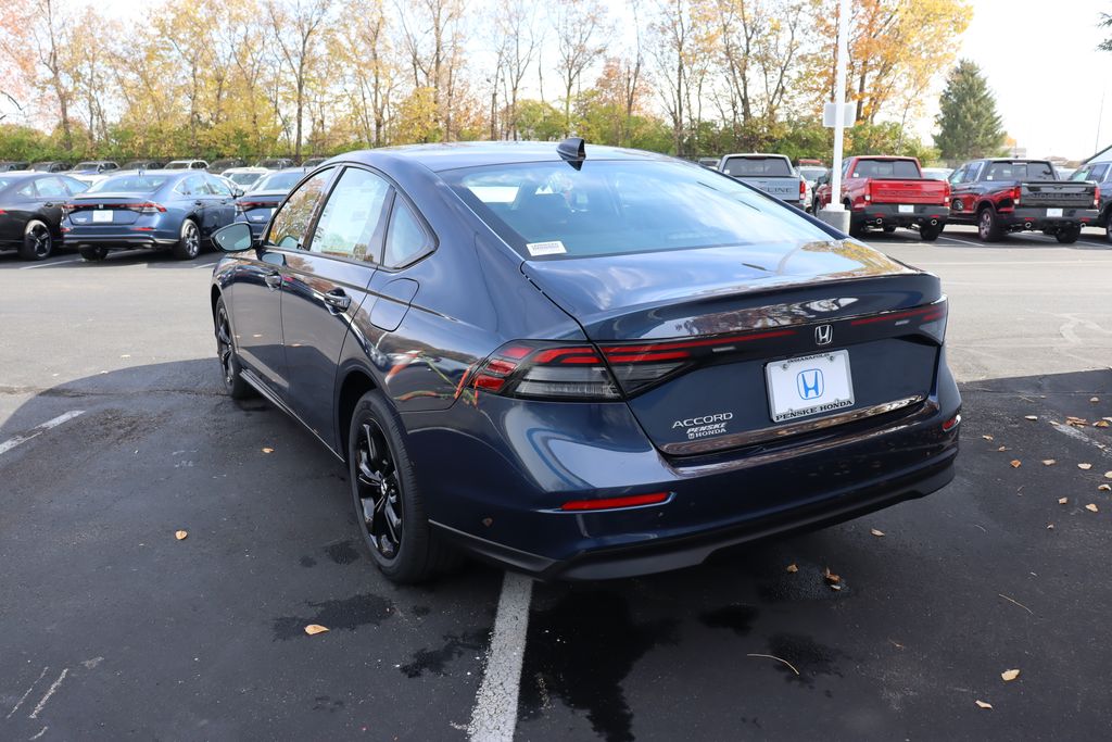 2025 Honda Accord SE photo 2