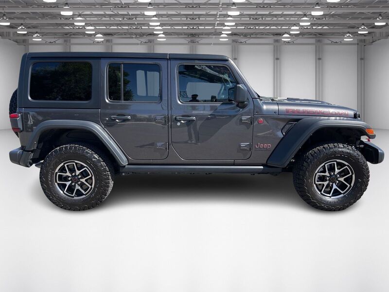 2024 Jeep Wrangler Rubicon photo 4