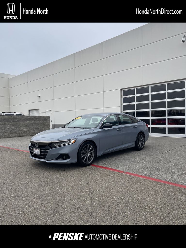 2022 Honda Accord Sport's photo