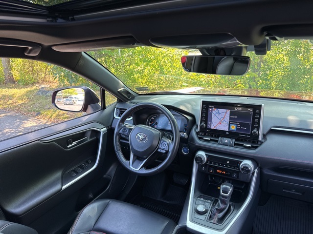 2022 Toyota RAV4 Prime XSE photo 13