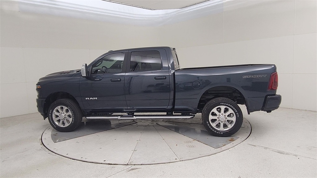 2025 Ram 2500 Laramie photo 9