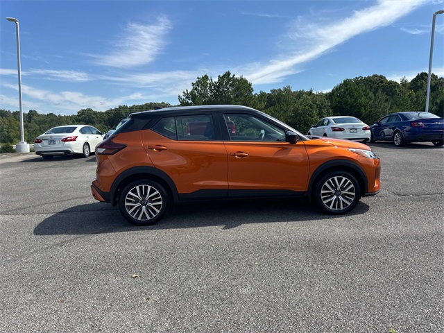 2023 Nissan Kicks SV photo 2
