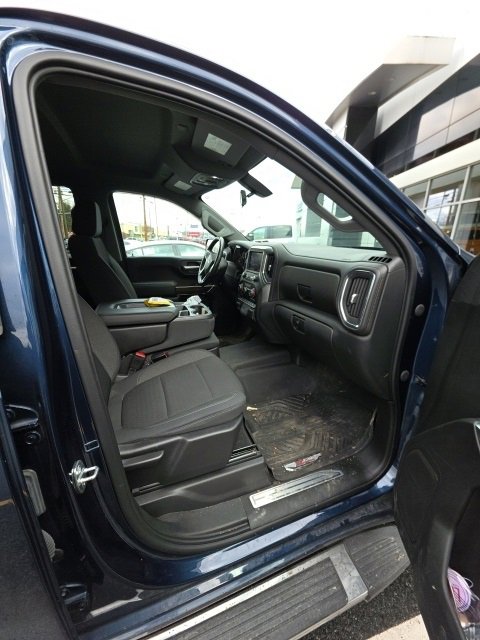 2020 Chevrolet Silverado 1500 LT photo 4