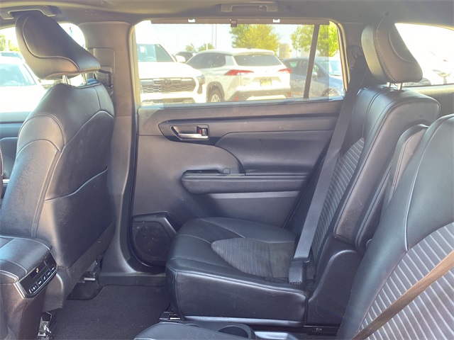 2024 Toyota Highlander XSE photo 15