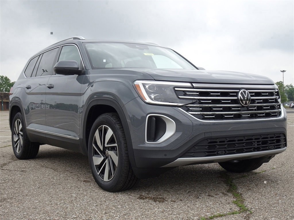 2025 Volkswagen Atlas SEL photo 6