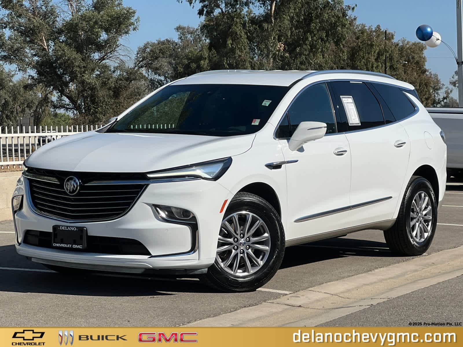 Used 2024 Summit White Buick Premium image 1