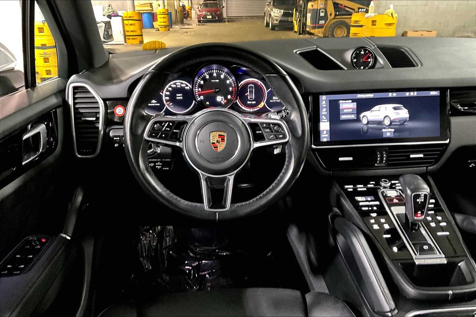2020 Porsche Cayenne photo 5