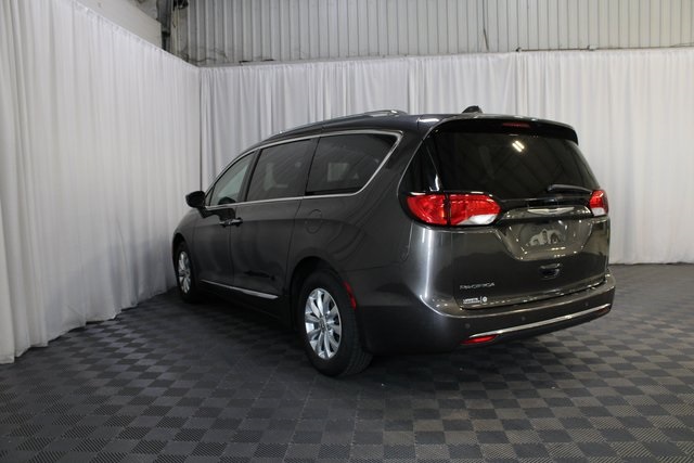 2018 Chrysler Pacifica Touring L photo 19