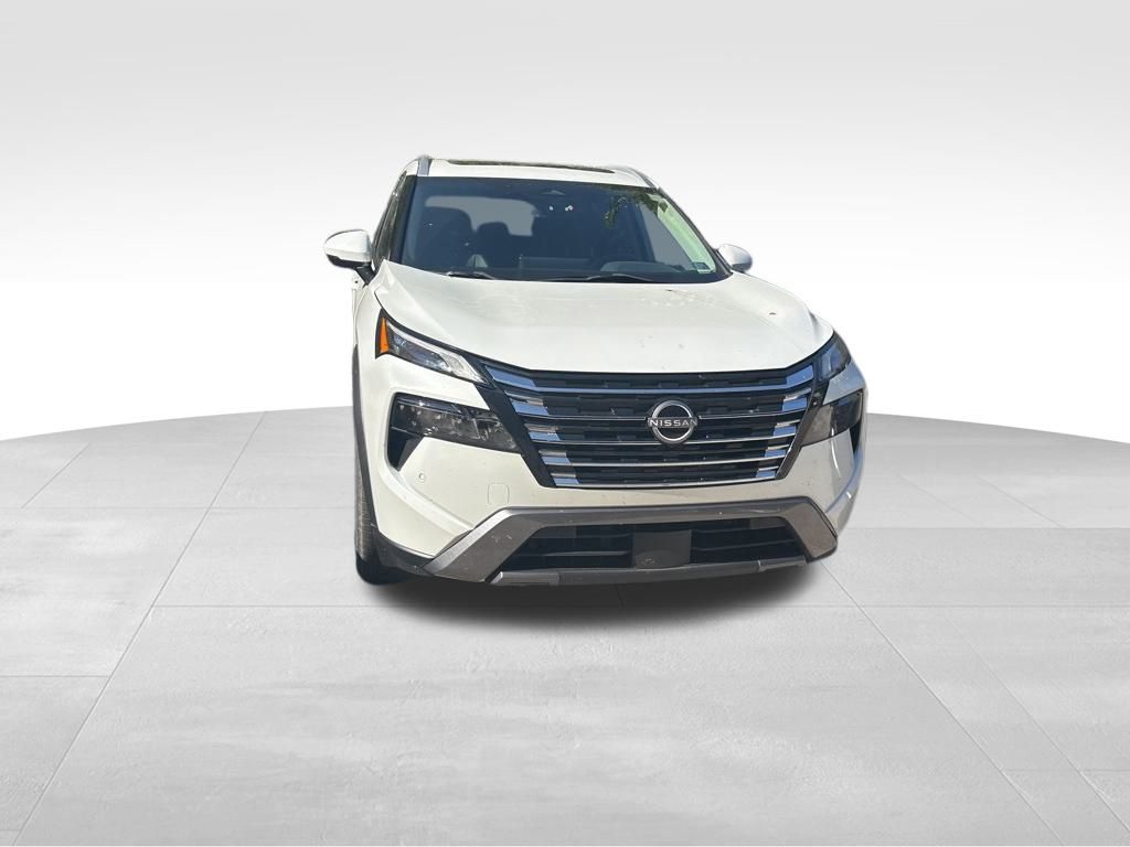 2024 Nissan Rogue SL photo 5