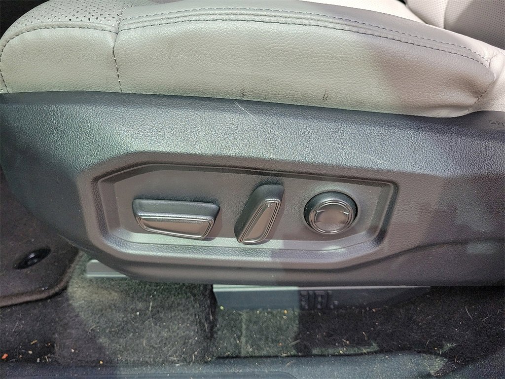 2024 Toyota Sequoia SR5 photo 20