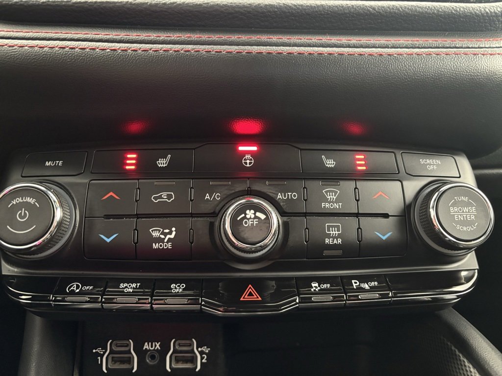 2023 Dodge Durango GT photo 3