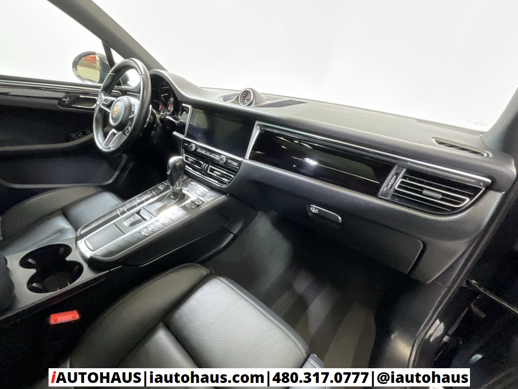 2019 Porsche Macan S photo 19
