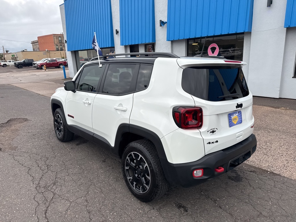 2023 Jeep Renegade Trailhawk photo 13
