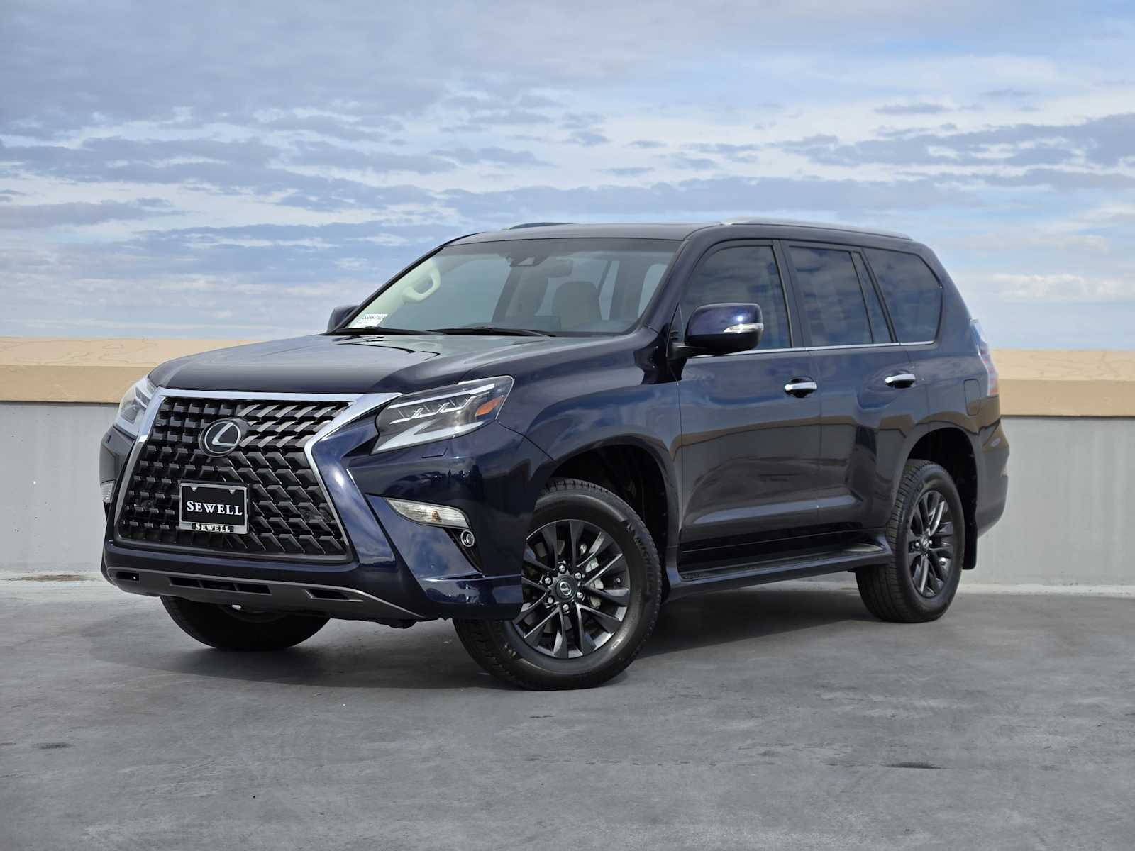 2023 Lexus GX PREMIUM's photo