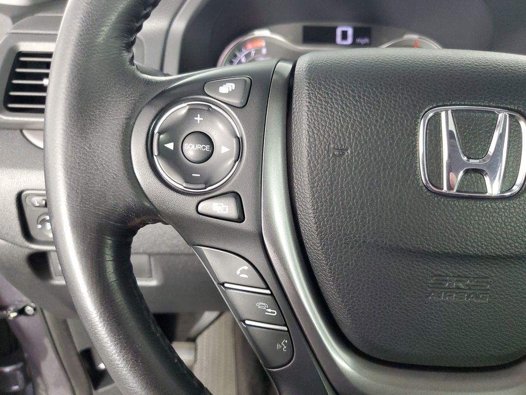 Used 2016 Gray Honda EX-L image 25