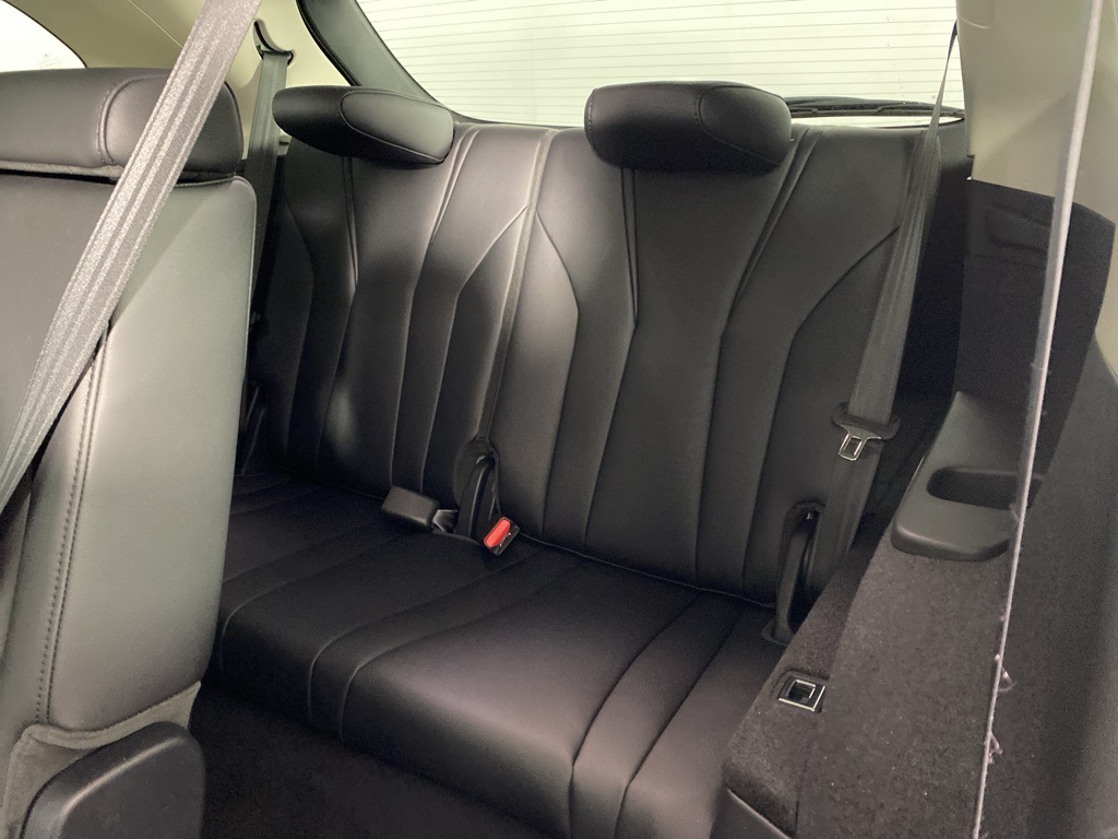 2025 Acura MDX SH-AWD photo 20