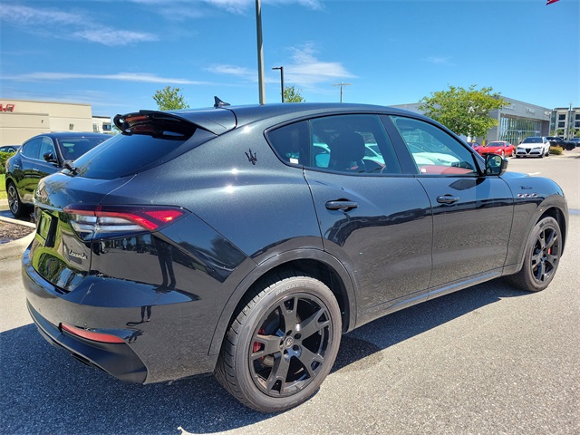 2022 Maserati Levante Modena photo 4