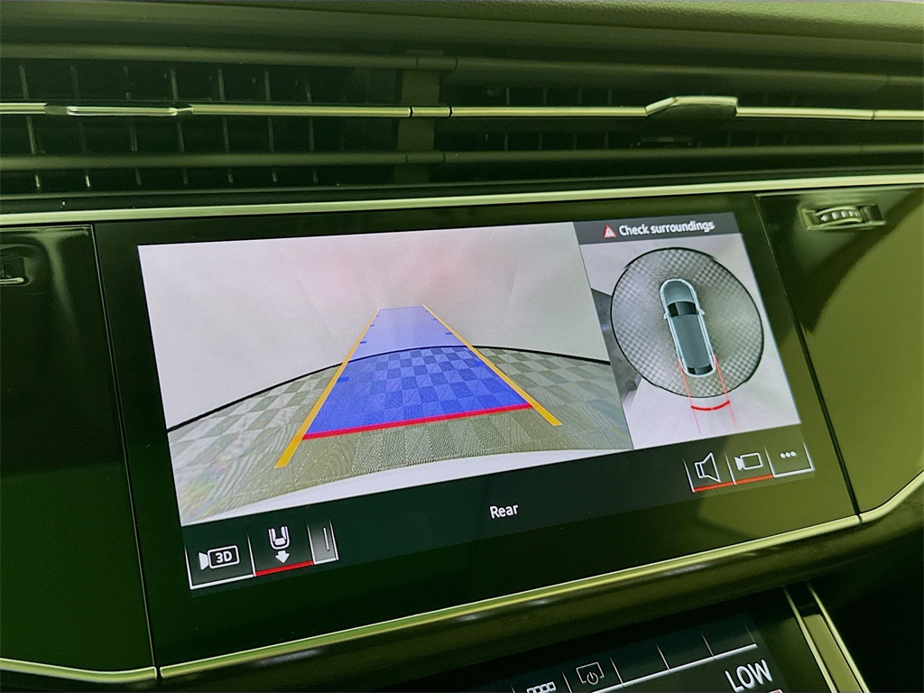 2025 Audi Q8 55 Premium Plus photo 14