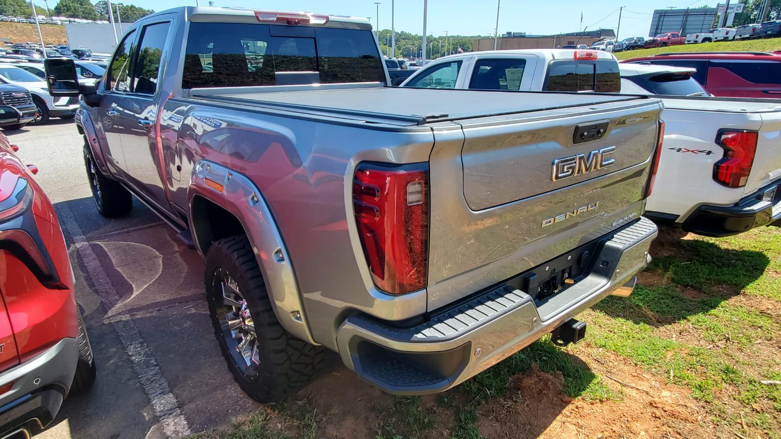 2025 Gmc Sierra 2500 HD Denali Ultimate photo 7