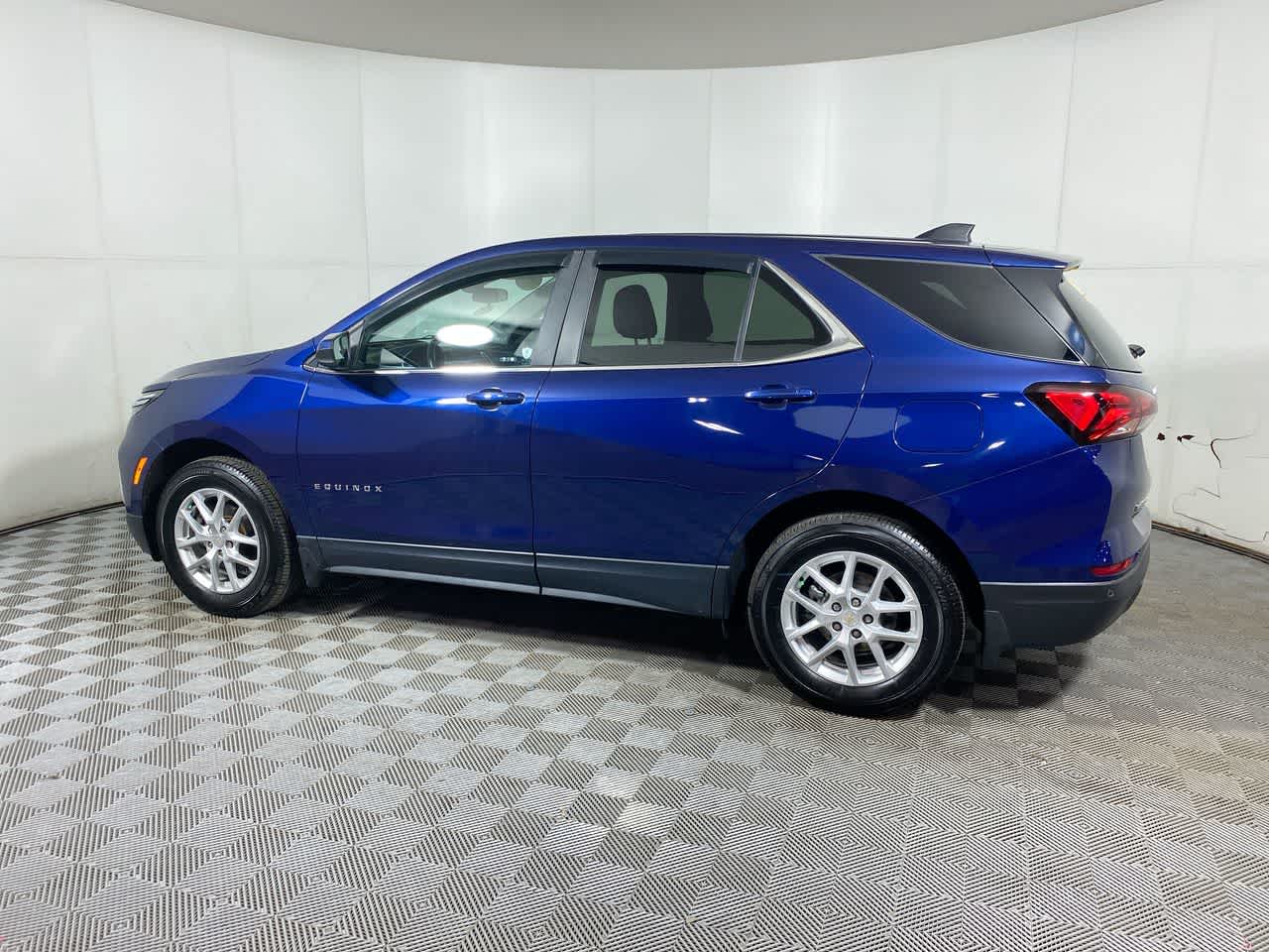 2022 Chevrolet Equinox LT photo 4