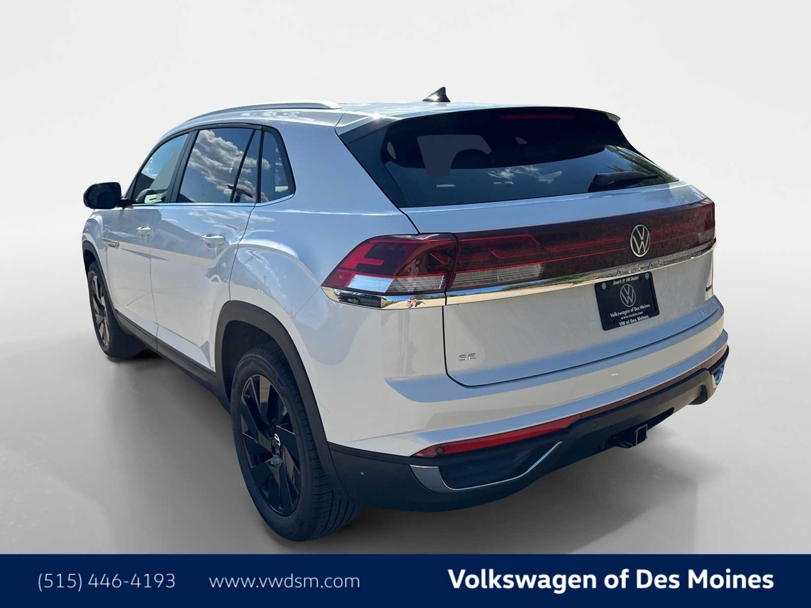 2026 Volkswagen Atlas Cross Sport SE Technology photo 4