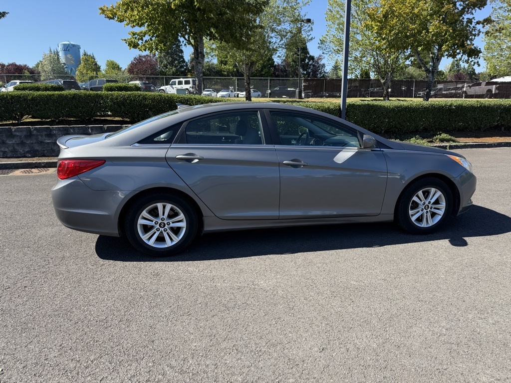 2013 Hyundai Sonata GLS photo 5