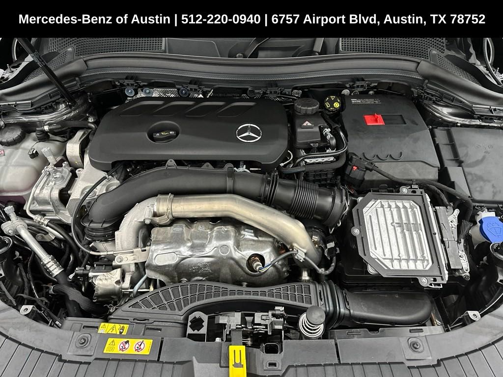2025 Mercedes Benz GLA 250 photo 13