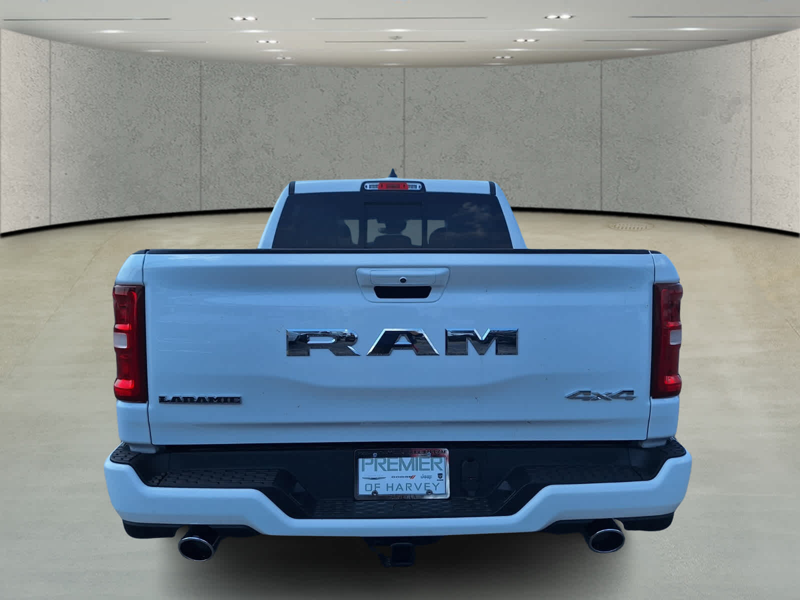 2025 Ram 1500 Laramie photo 4