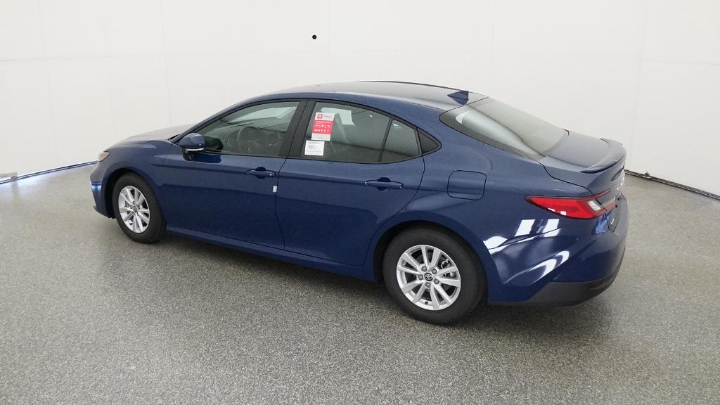 2026 Toyota Camry LE photo 11