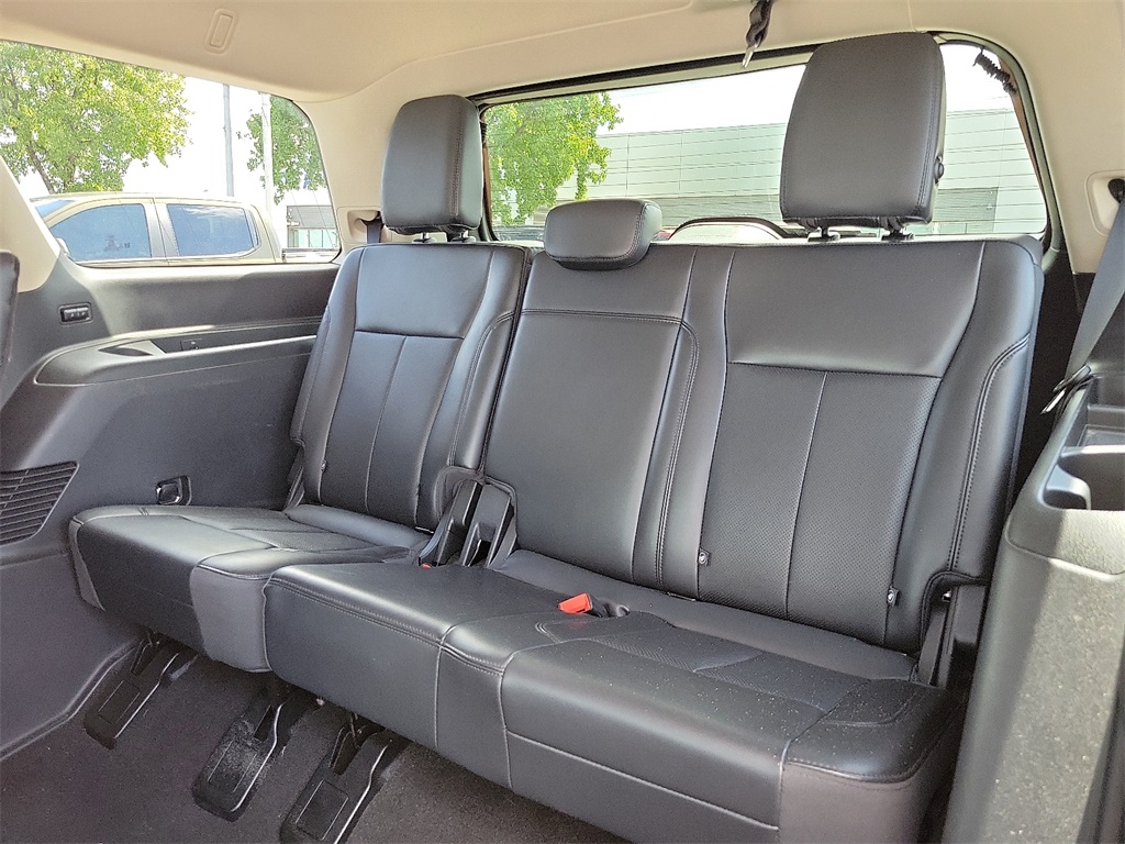 2024 Ford Expedition XLT photo 7